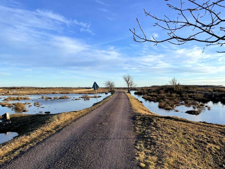 Stuga Med Panoramautsikt, Paradis Foer Fagelskadare Och Vandrare, Sjaelvstaed Efter Besoek Mörbylånga Екстериор снимка